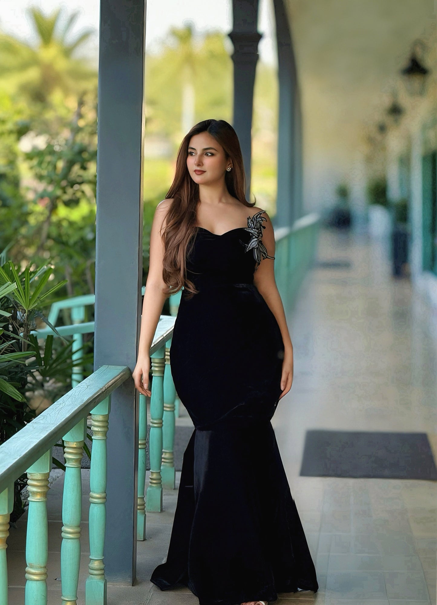 BLACK MERMAID GOWN