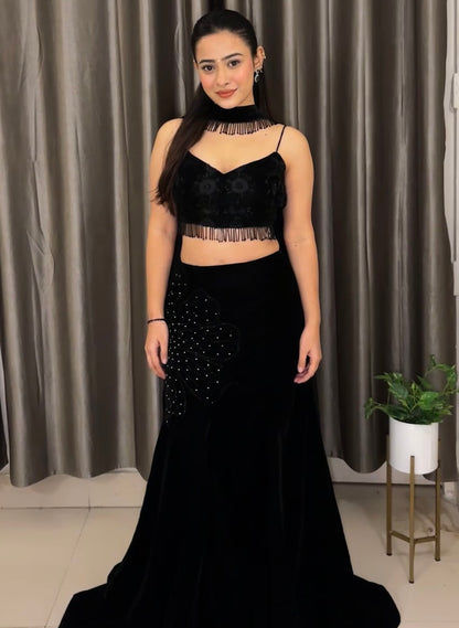 BLACK MUSE FISHTAIL LEHENGA