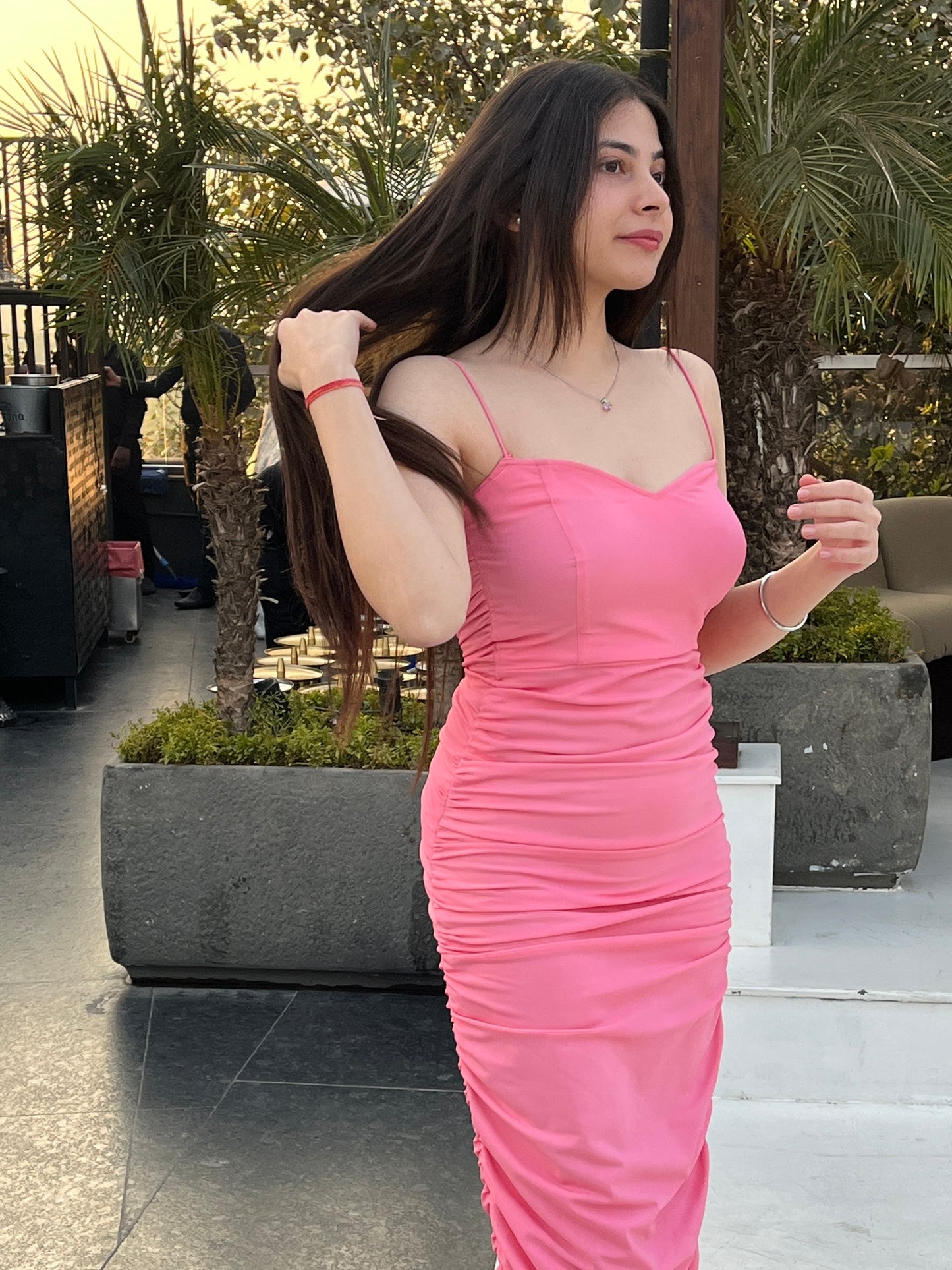 THE CHIC DRESS