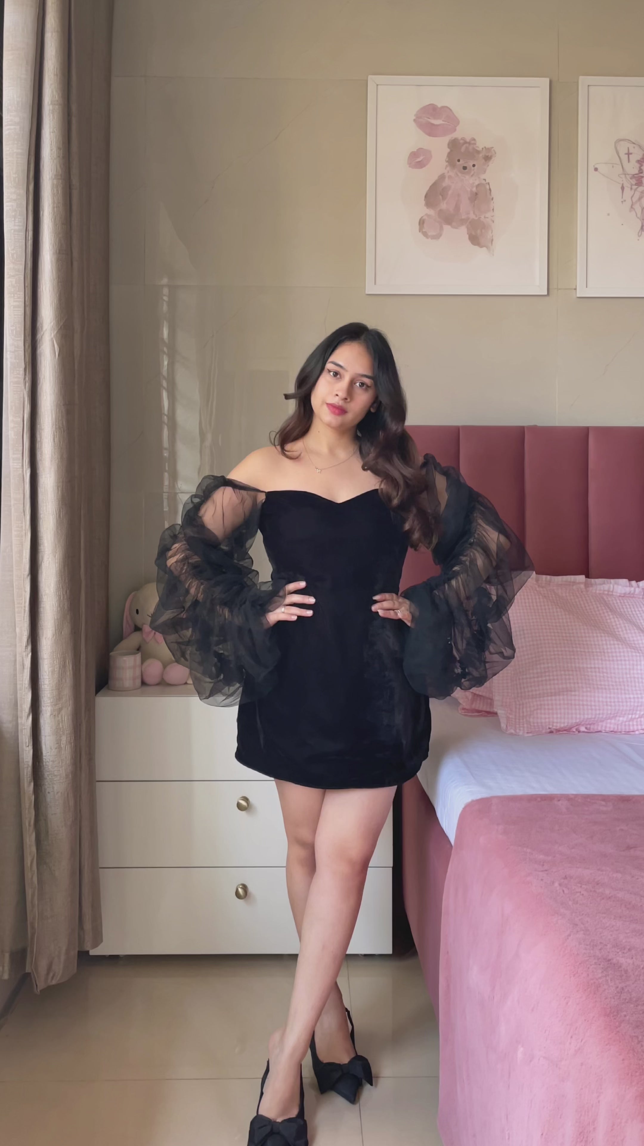 BLACK BODYCON DRESS