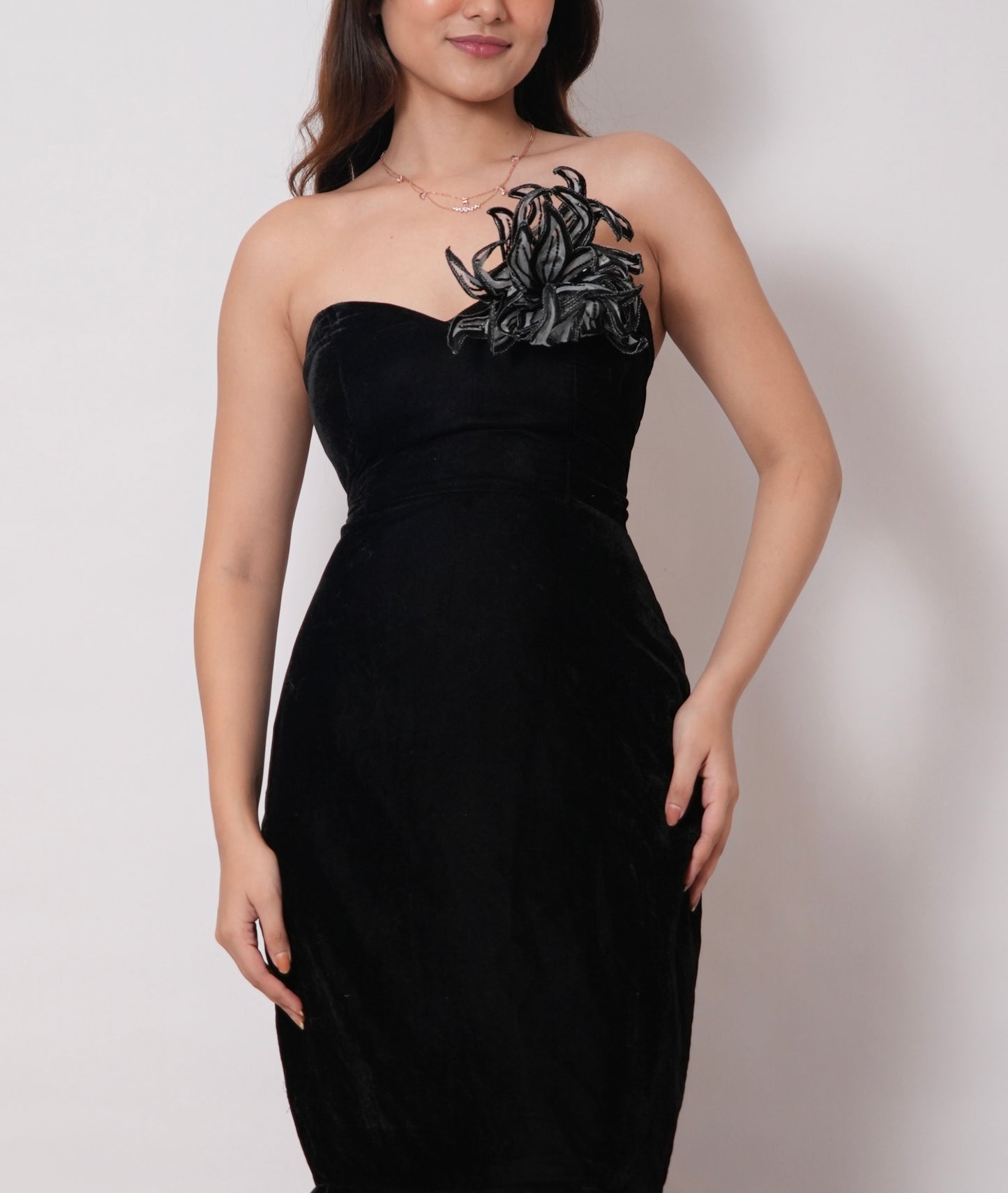 BLACK MERMAID GOWN